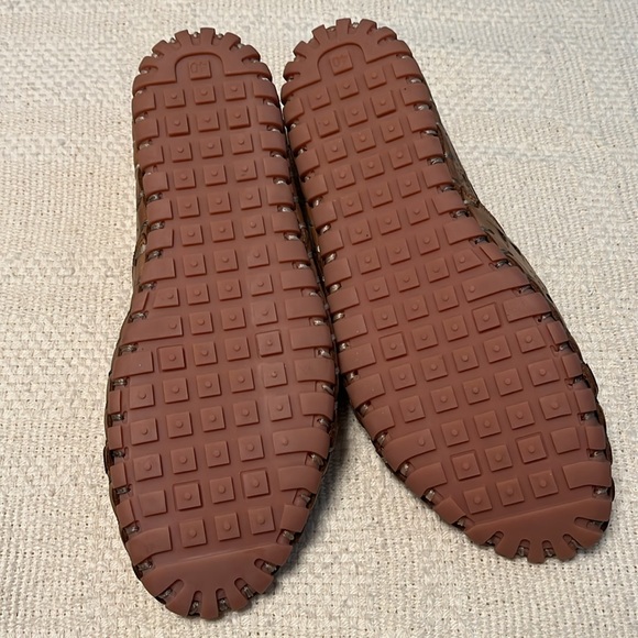 Leather Spring Step Slip-on Shoes - Picture 4 of 6